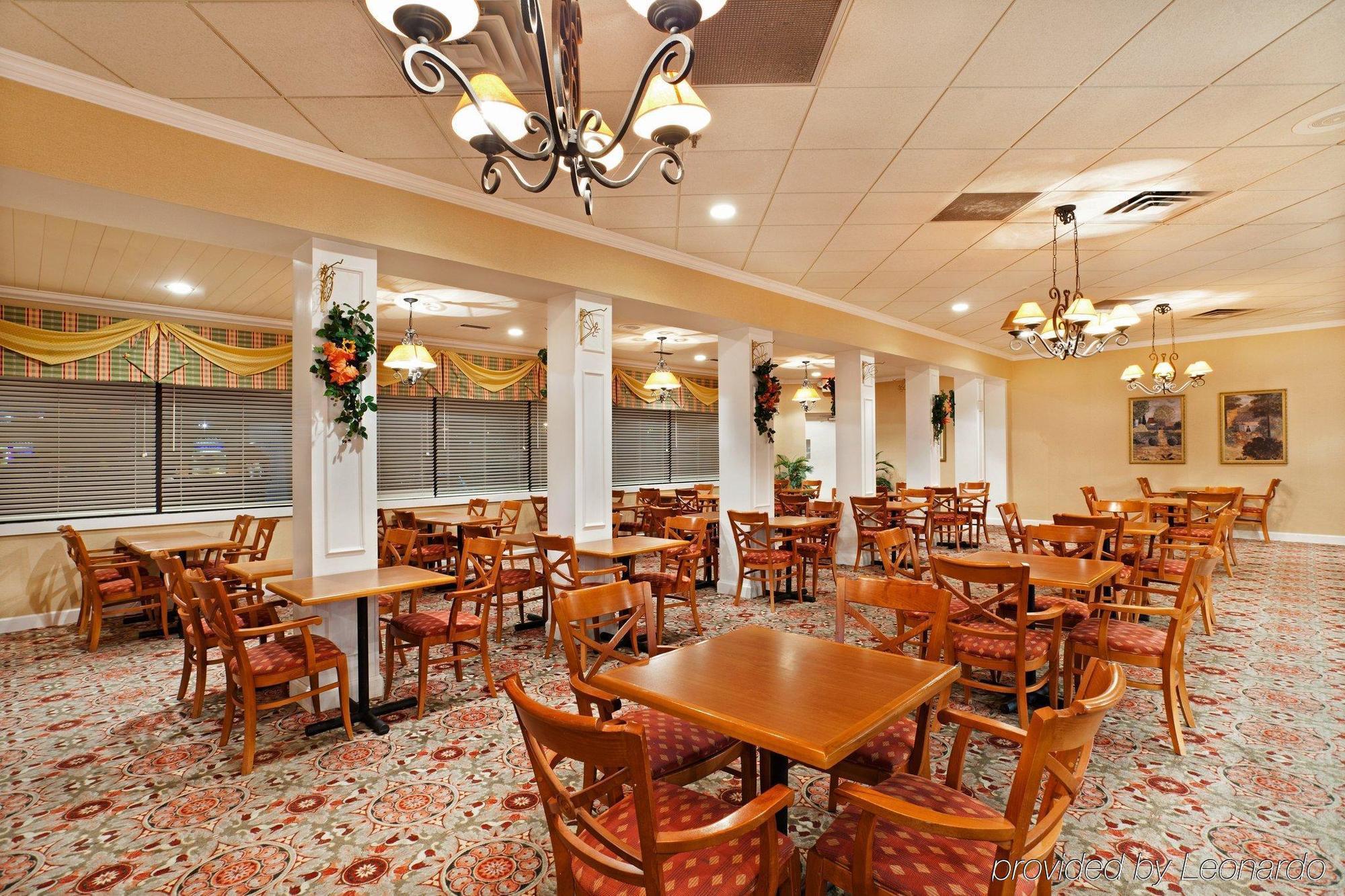 Holiday Inn Express Wilkesboro Restoran foto